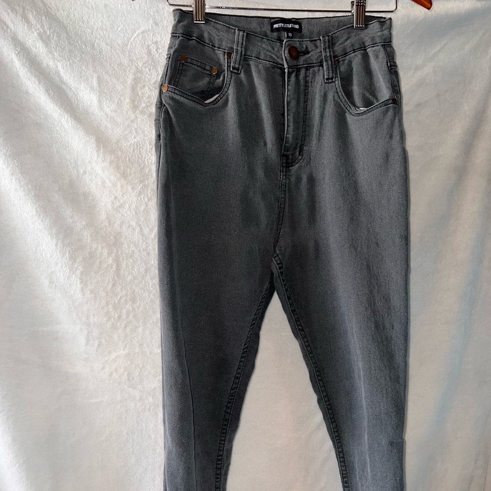 High waisted skinny jeans